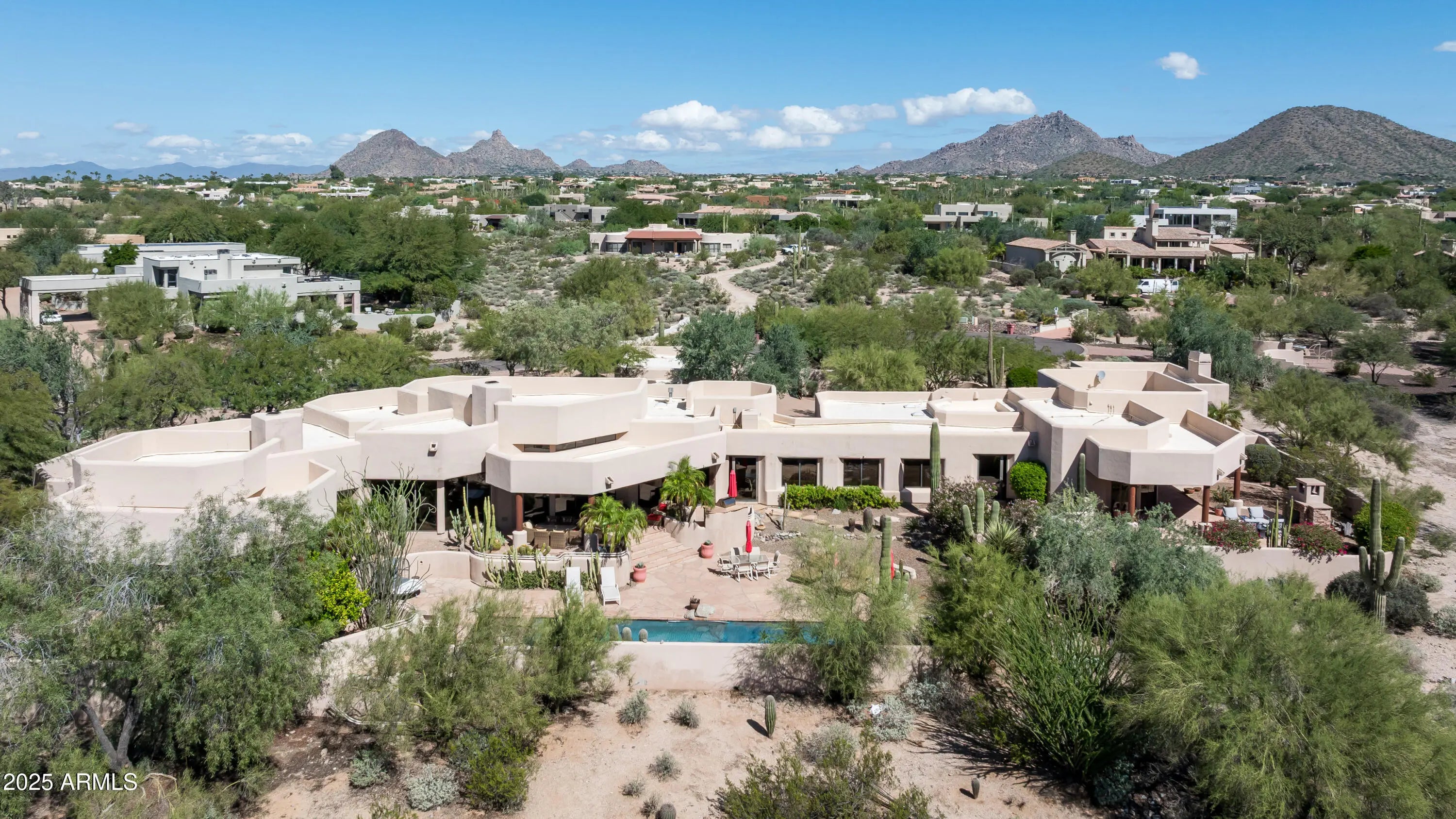 Photo of Listing #6932743