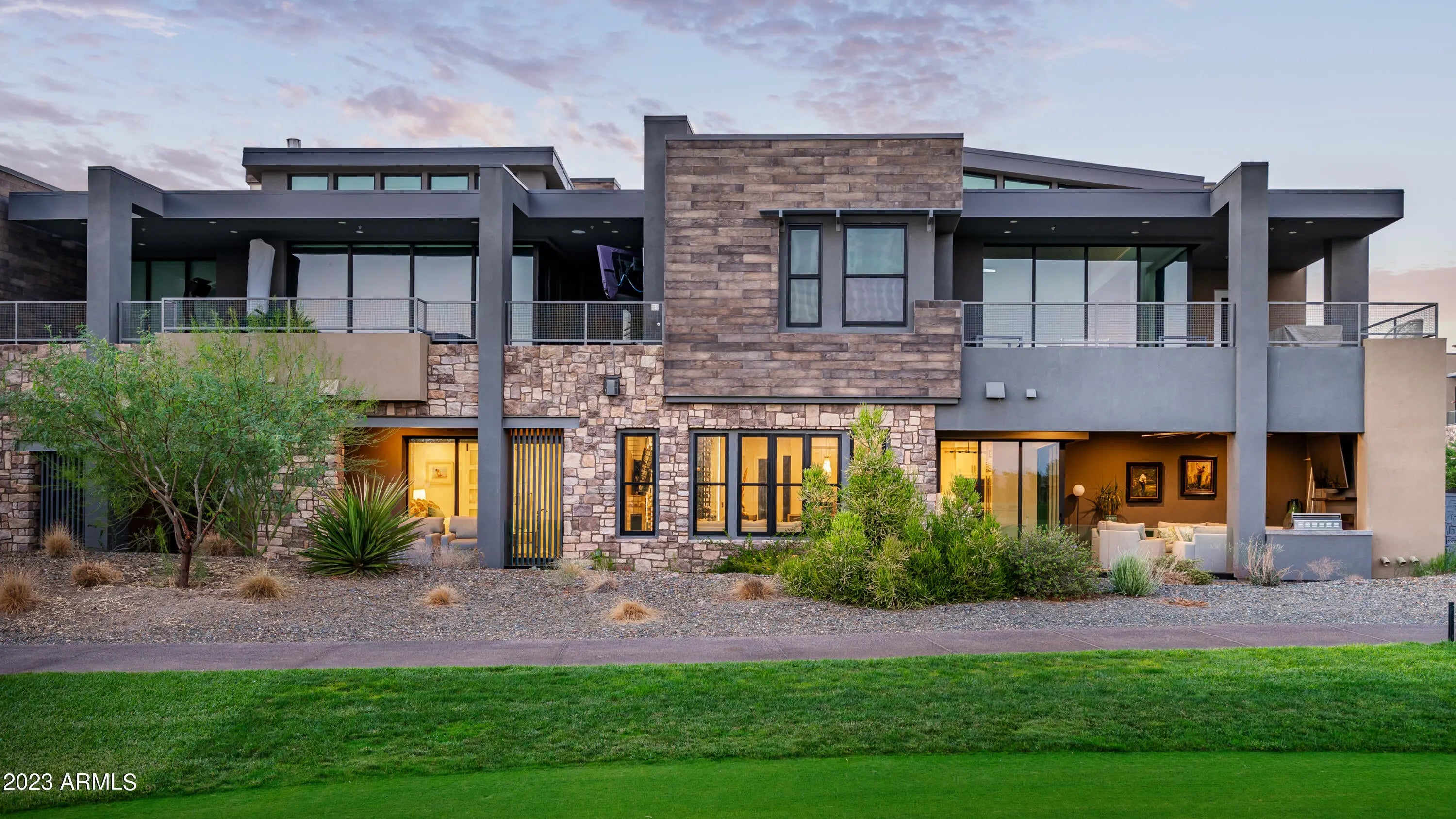 Photo of Listing #6930001