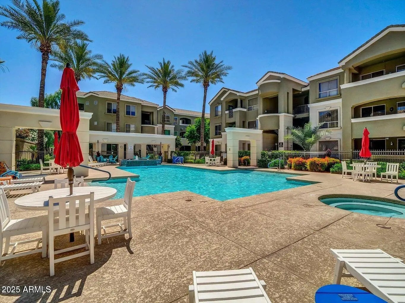 Photo of Listing #6926643