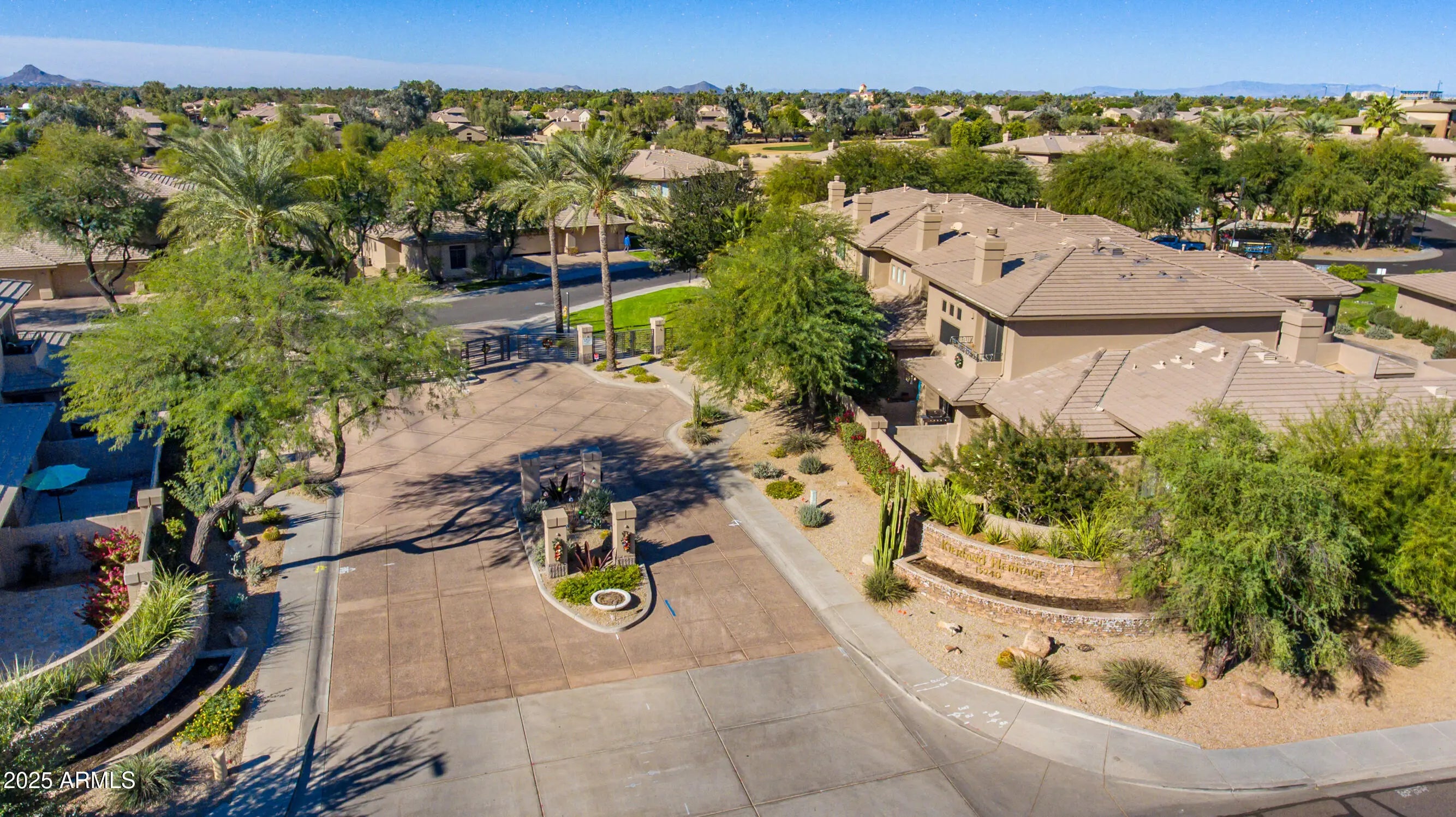 Photo of Listing #6927203