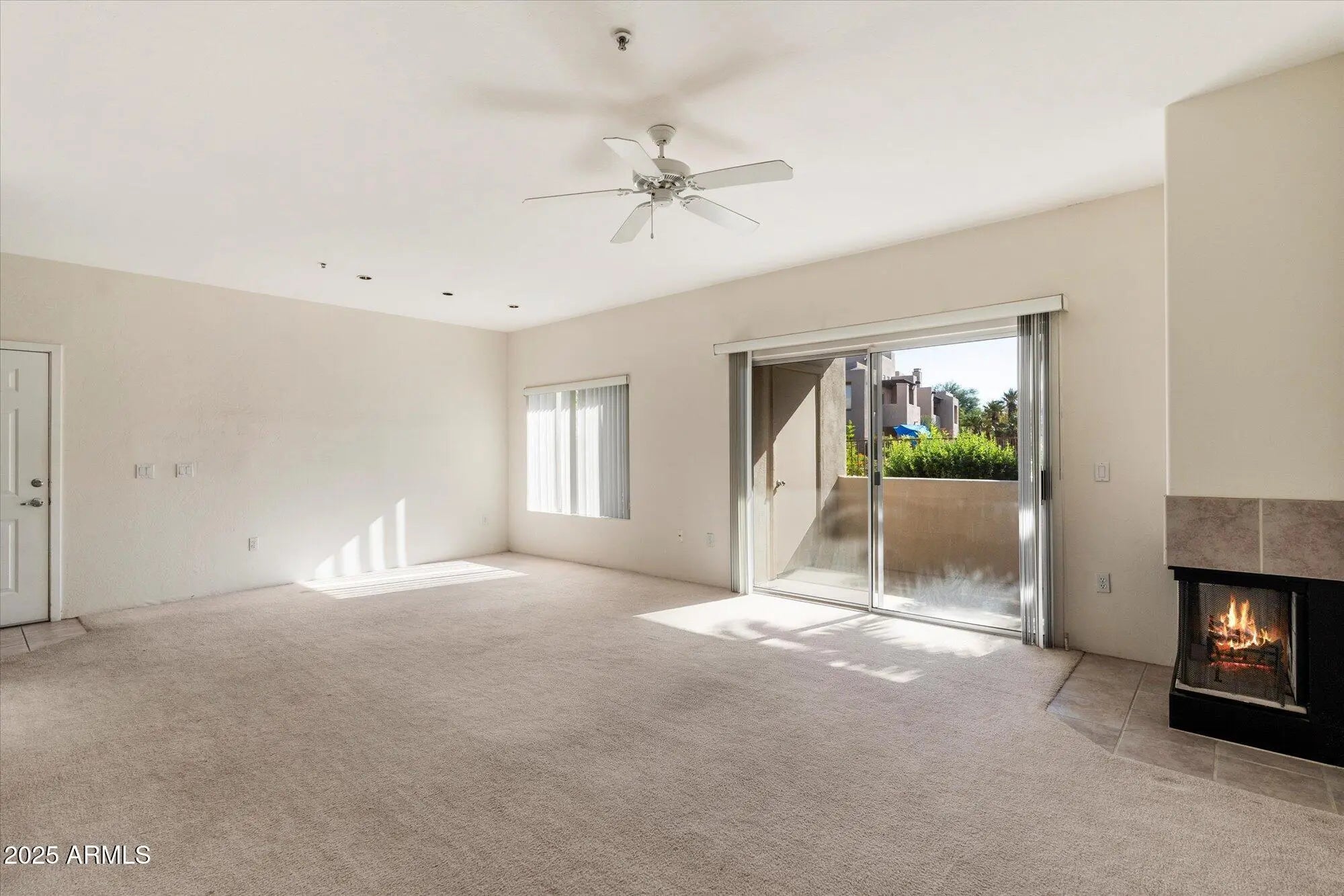 Photo of Listing #6928797