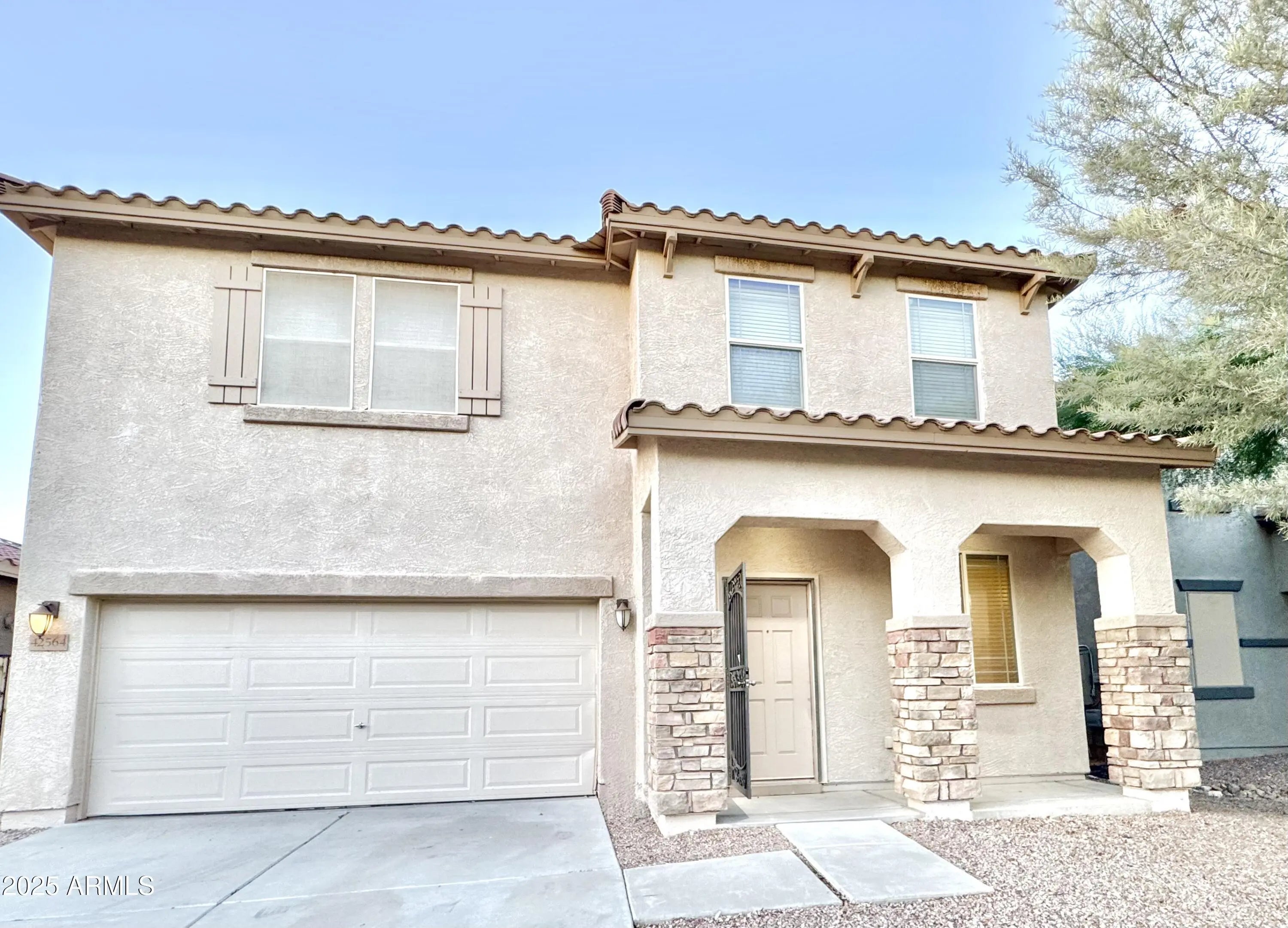 Photo of Listing #6926779