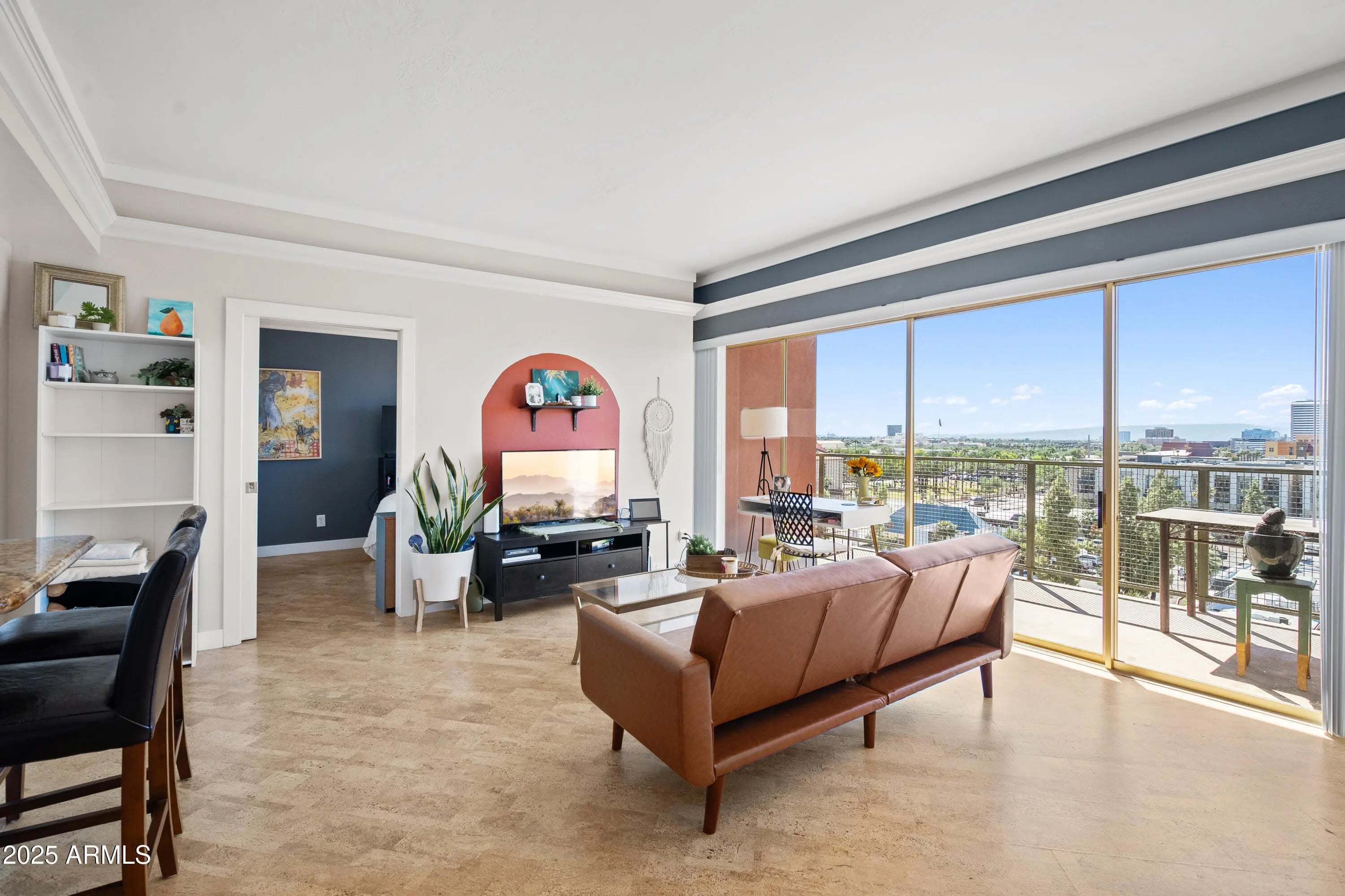 Photo of Listing #6929115