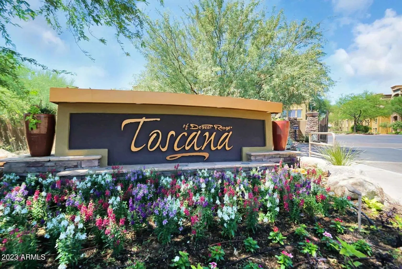 Photo of Listing #6927216