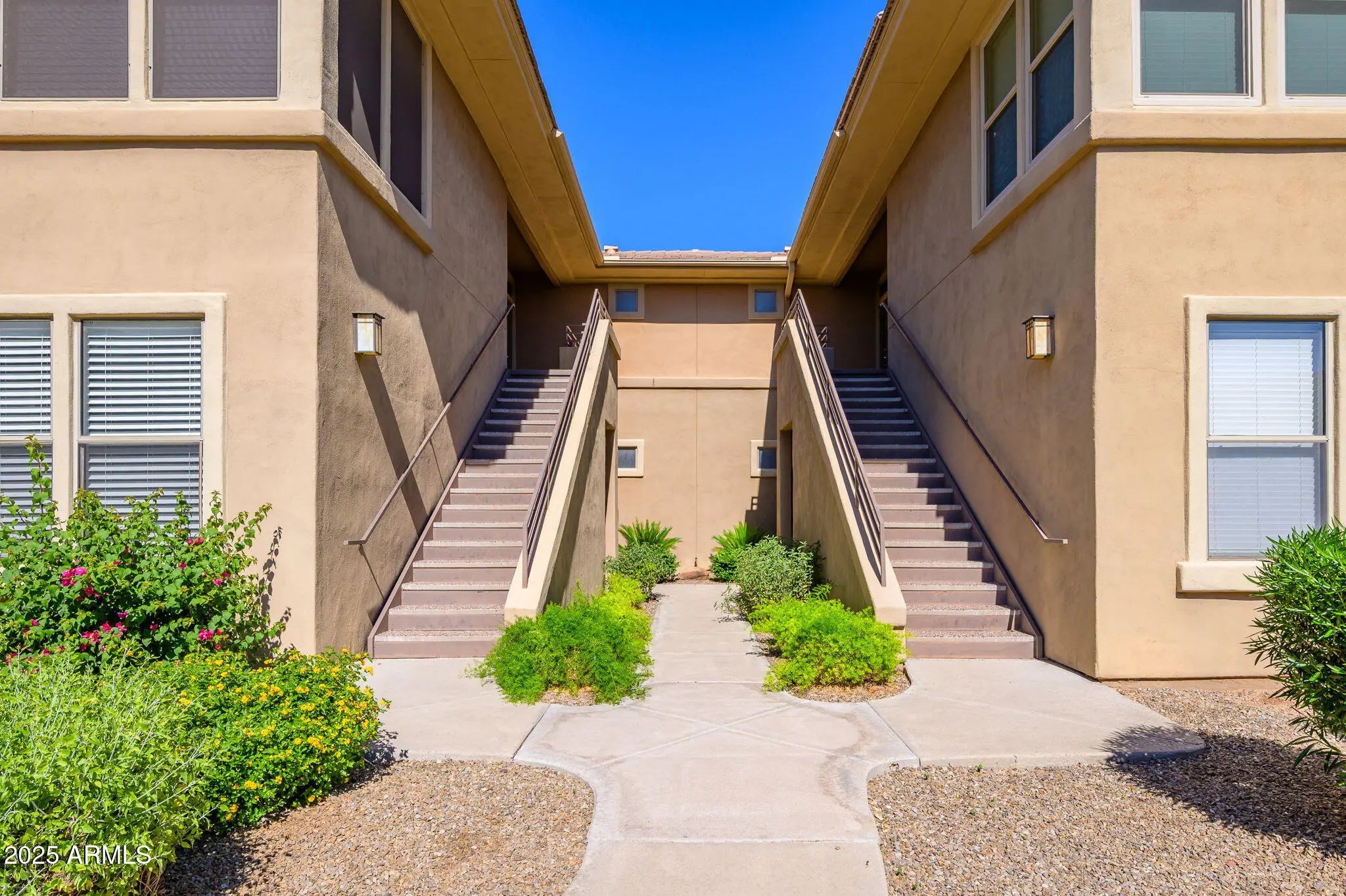 Photo of Listing #6928606