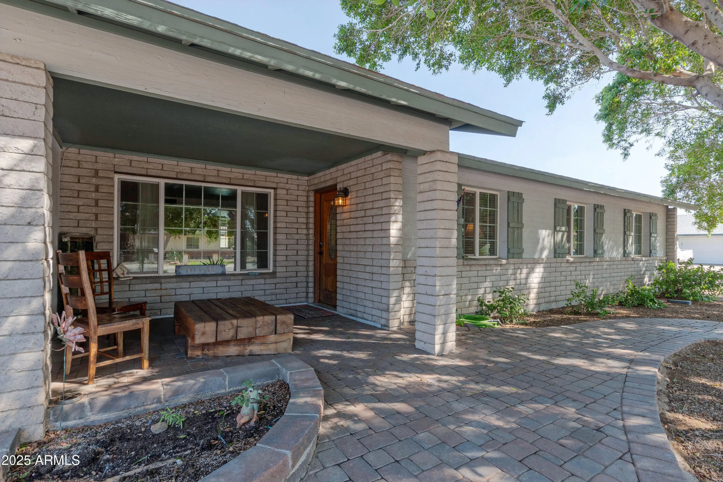 Photo of Listing #6926902