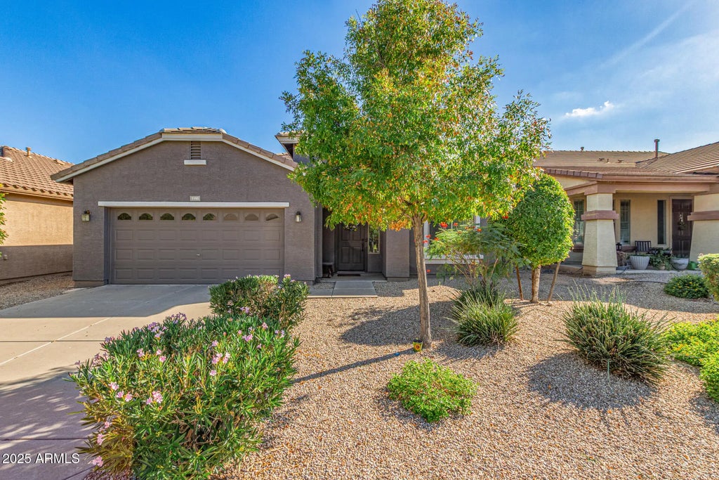 1193 W Desert Hollow Drive, San Tan Valley