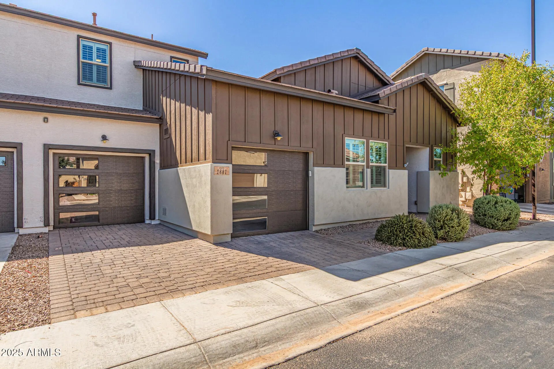 Photo of Listing #6928509