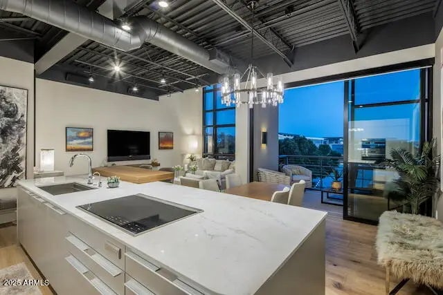 15215 N Kierland Boulevard (unit 303), Scottsdale