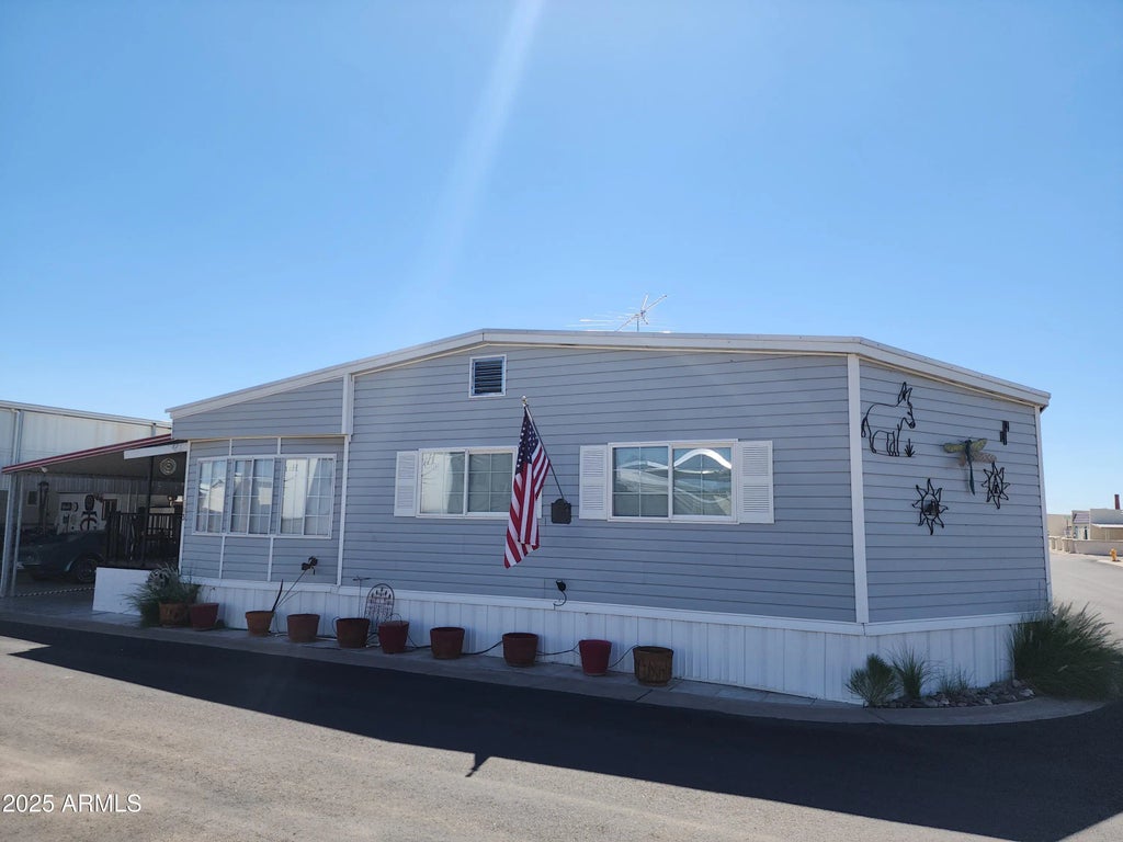 201 E Mesquite Drive, Florence