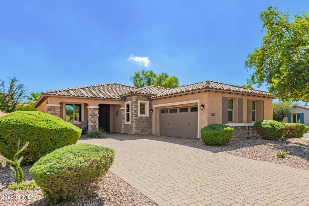 14479 W Desert Flower Drive, Goodyear