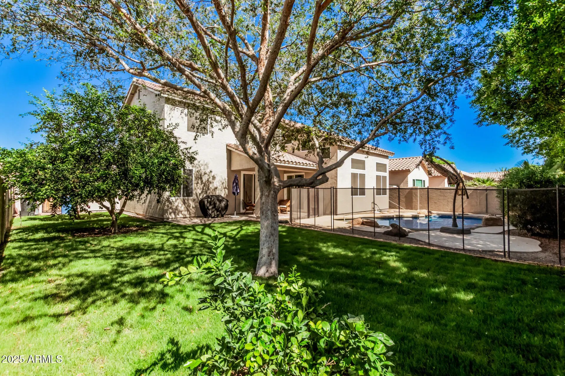 Photo of Listing #6927776