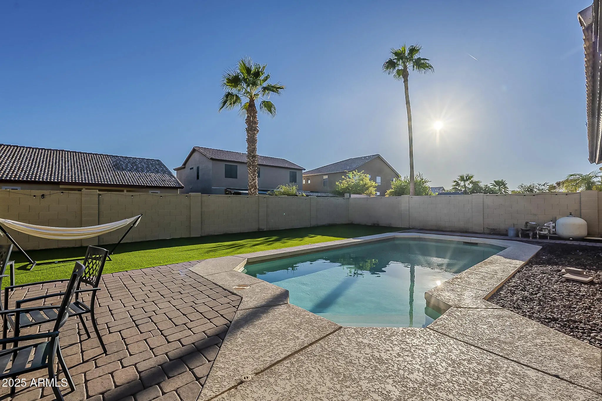 Photo of Listing #6927426