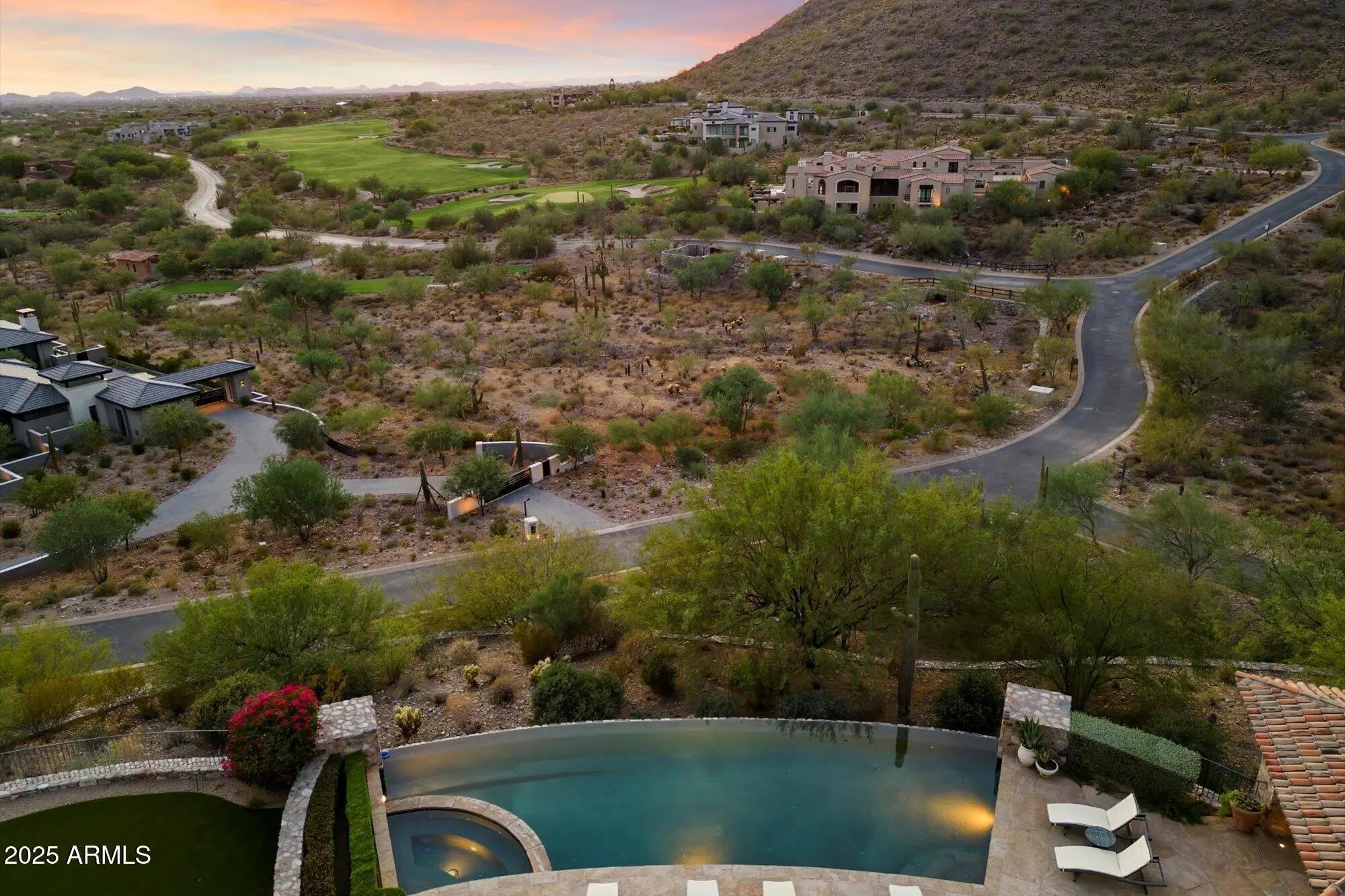 Photo of Listing #6928503