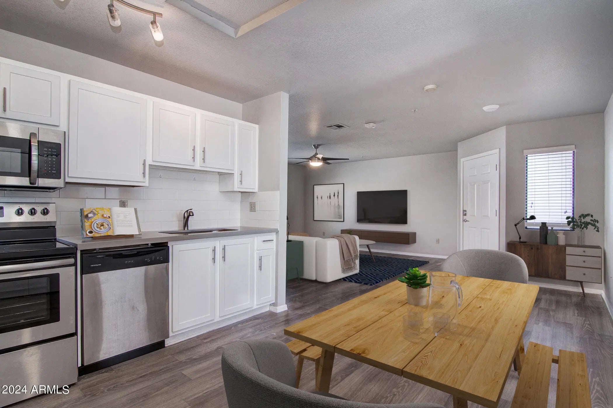 Photo of Listing #6927229