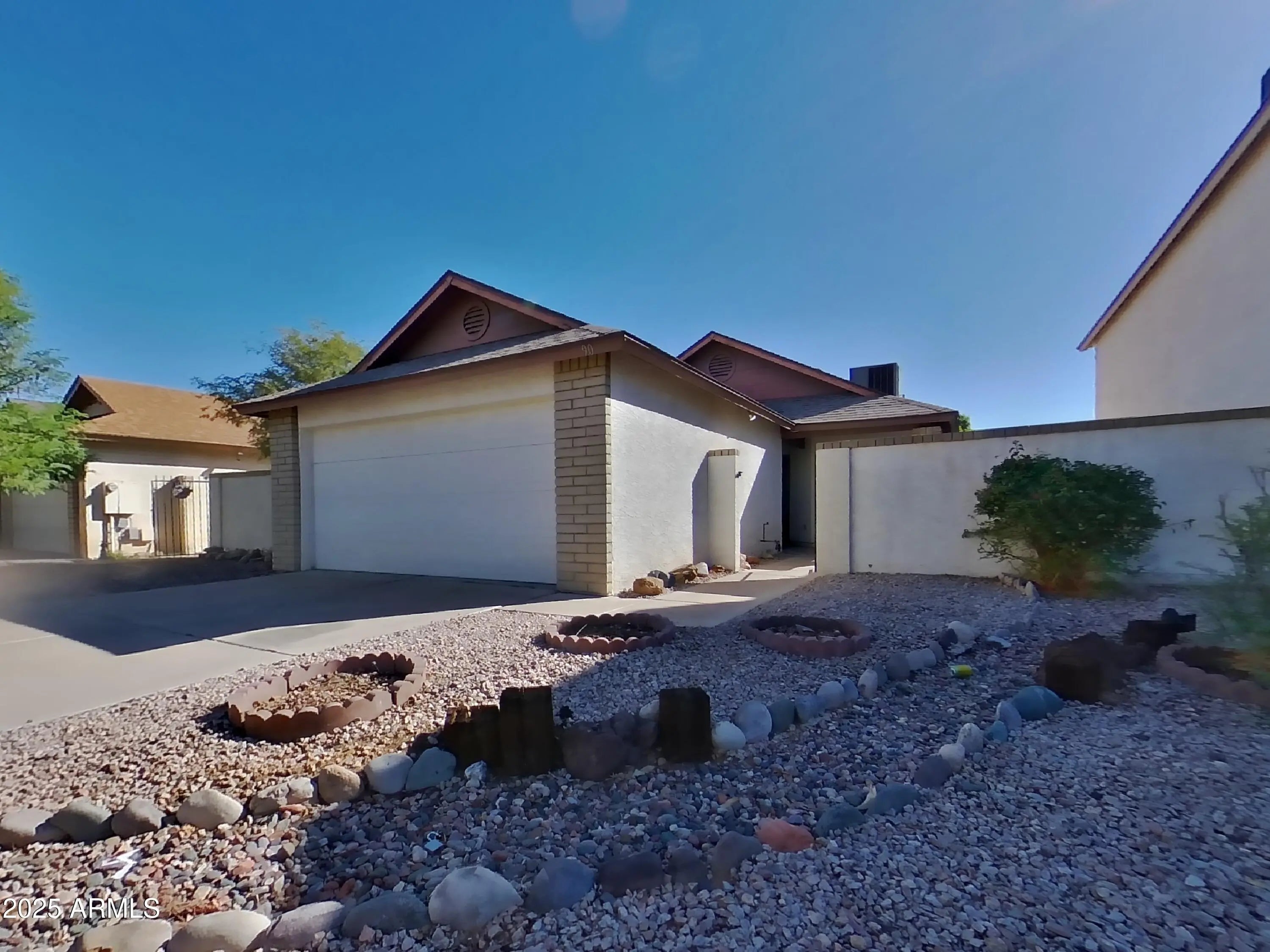 Photo of Listing #6931050