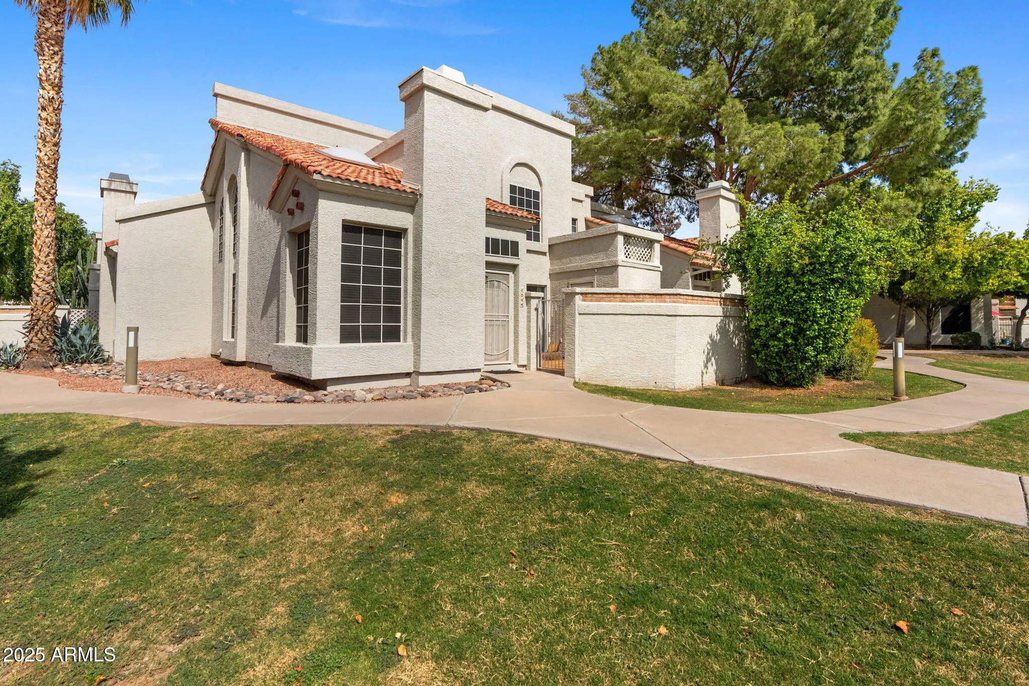 Photo of Listing #6927823