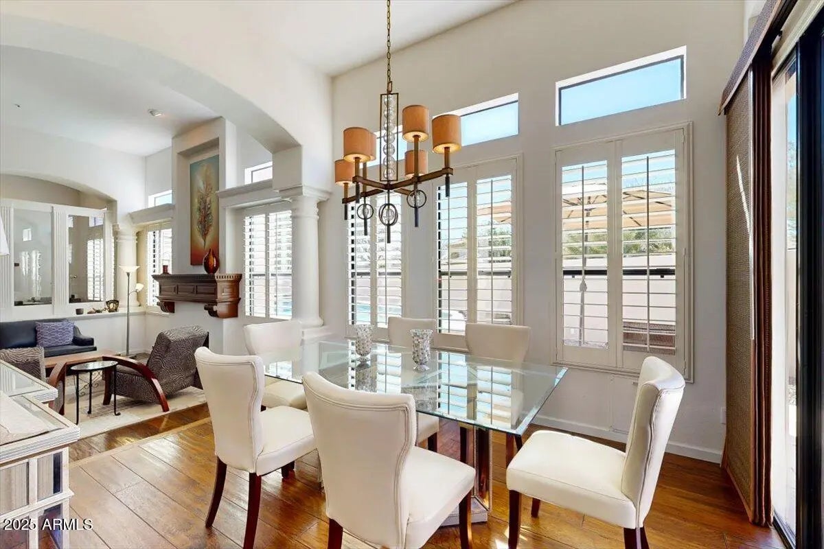 Photo of Listing #6927396