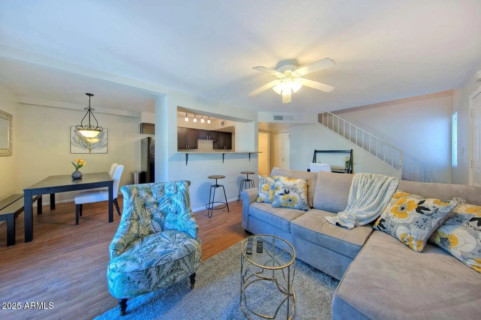 Photo of Listing #6927385