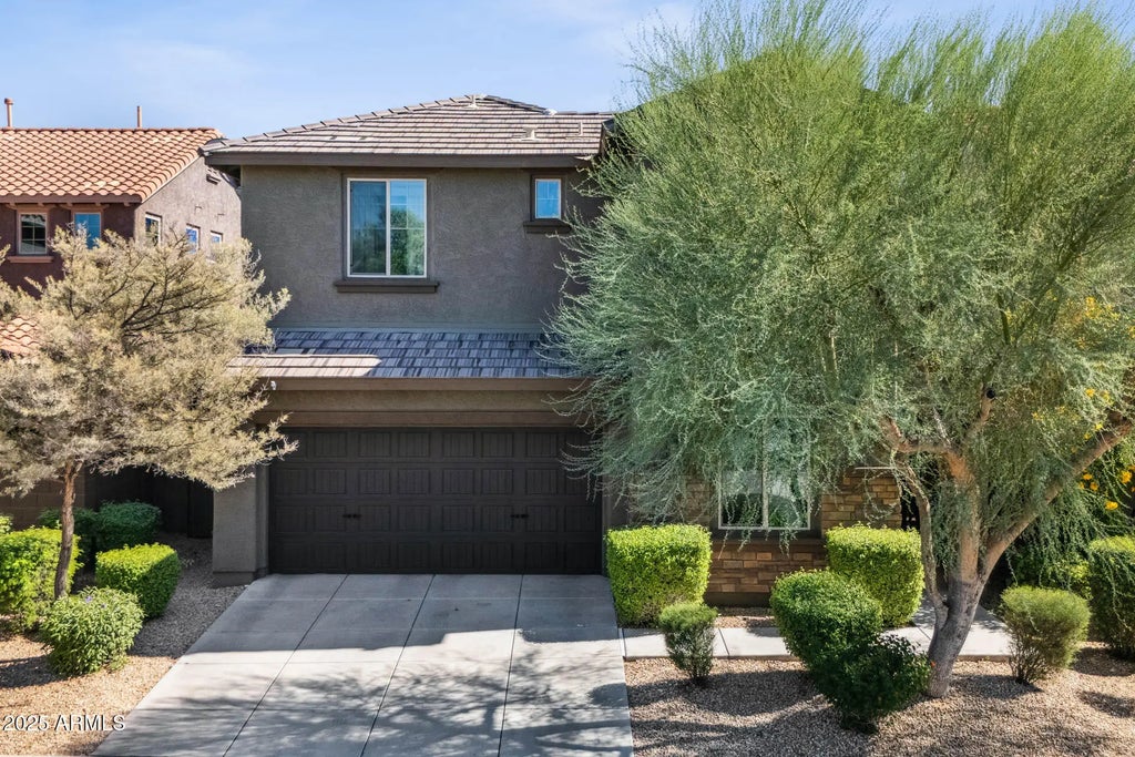 3751 E Matthew Drive, Phoenix