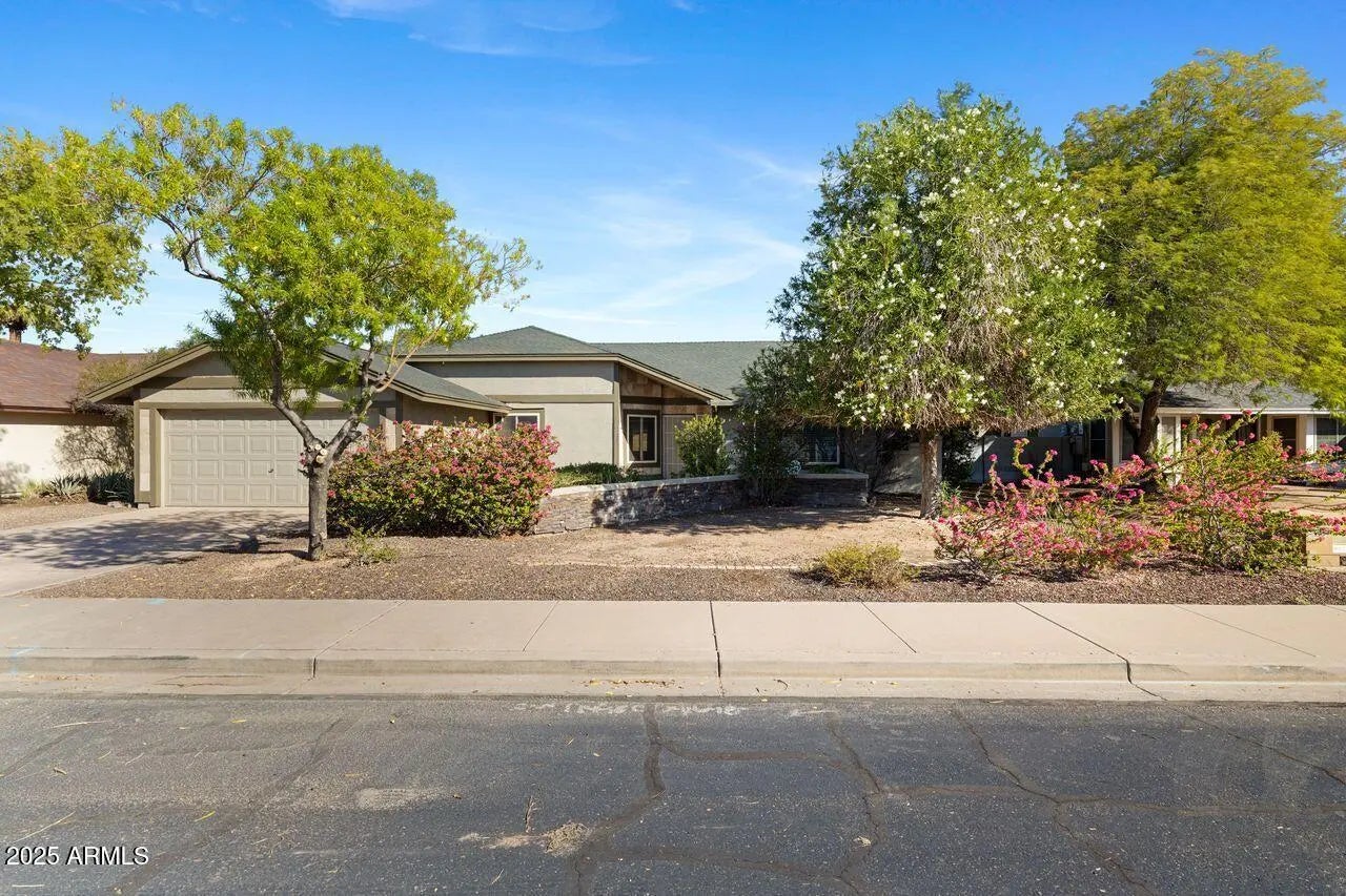 Photo of Listing #6927470