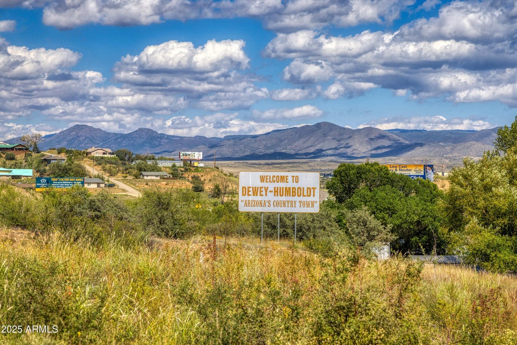 2862 S State Route 69 -- (unit -), Humboldt