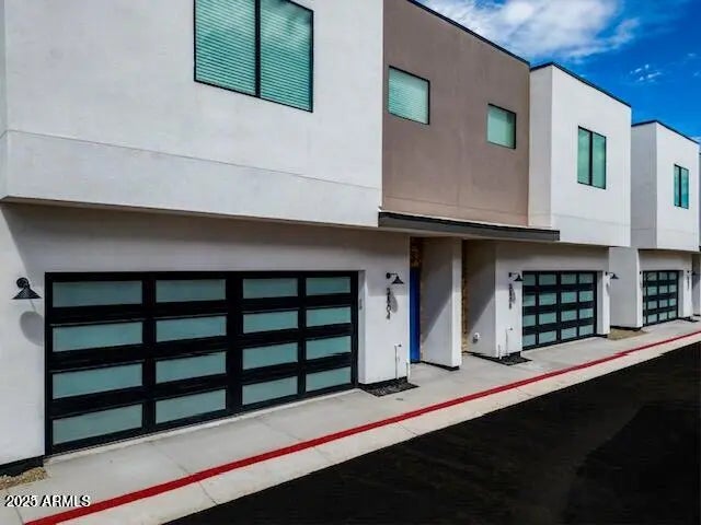 Photo of Listing #6927919