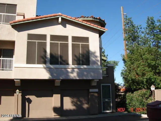 Photo of Listing #6927715