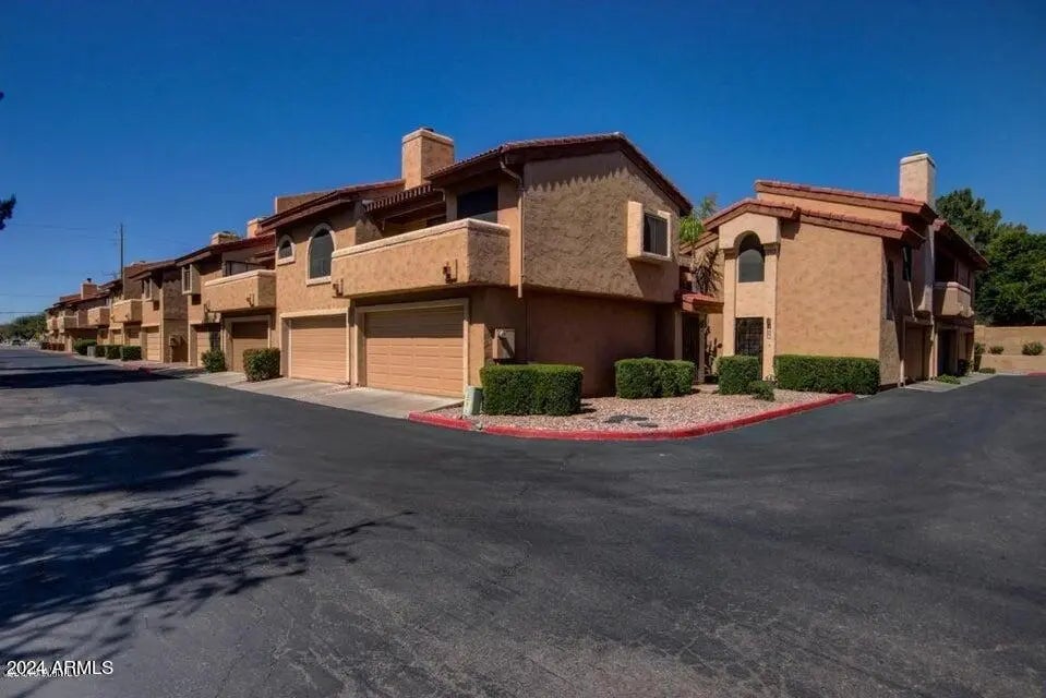 Photo of Listing #6927746