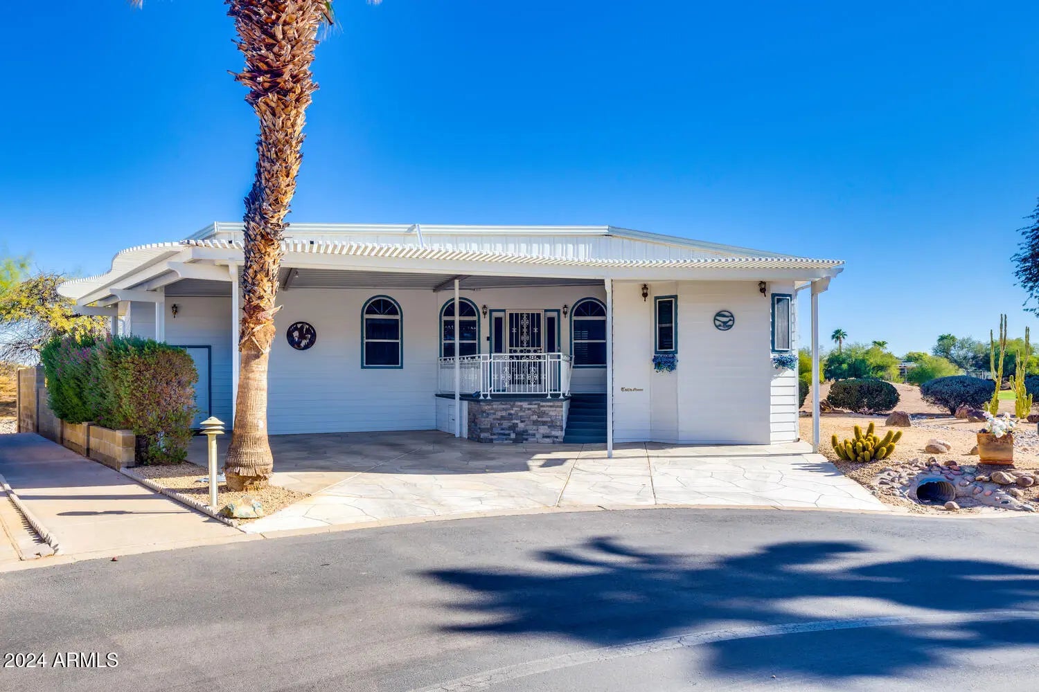 Photo of Listing #6927810