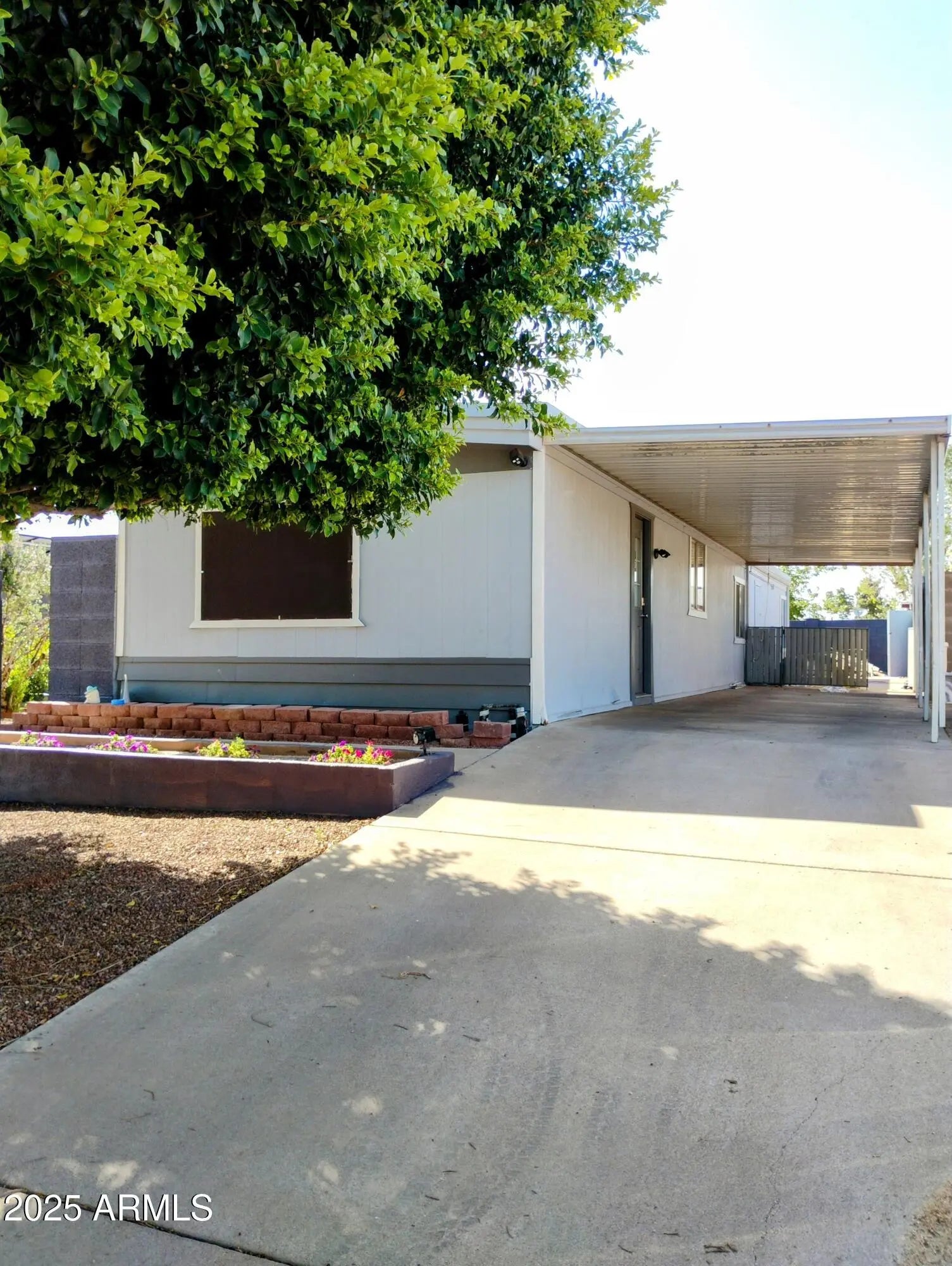 Photo of Listing #6927807