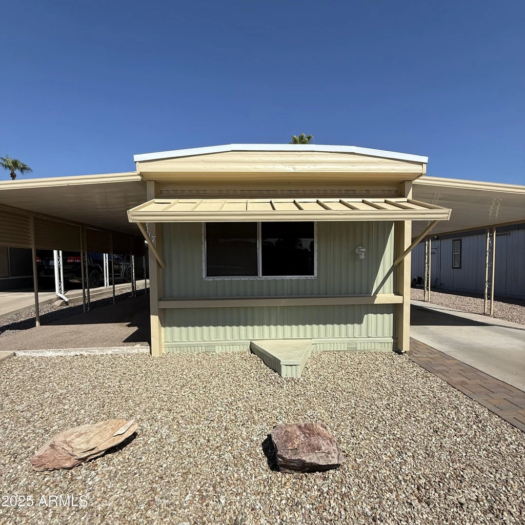 10701 N 99th Avenue (unit 17), Peoria