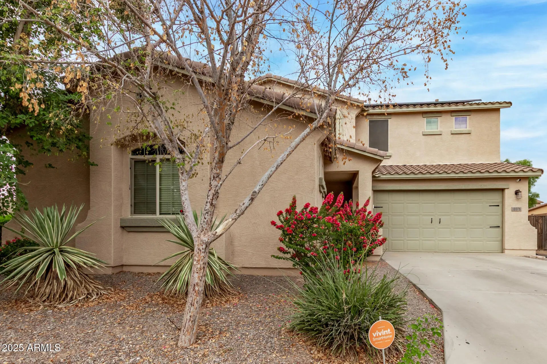 Photo of Listing #6932913