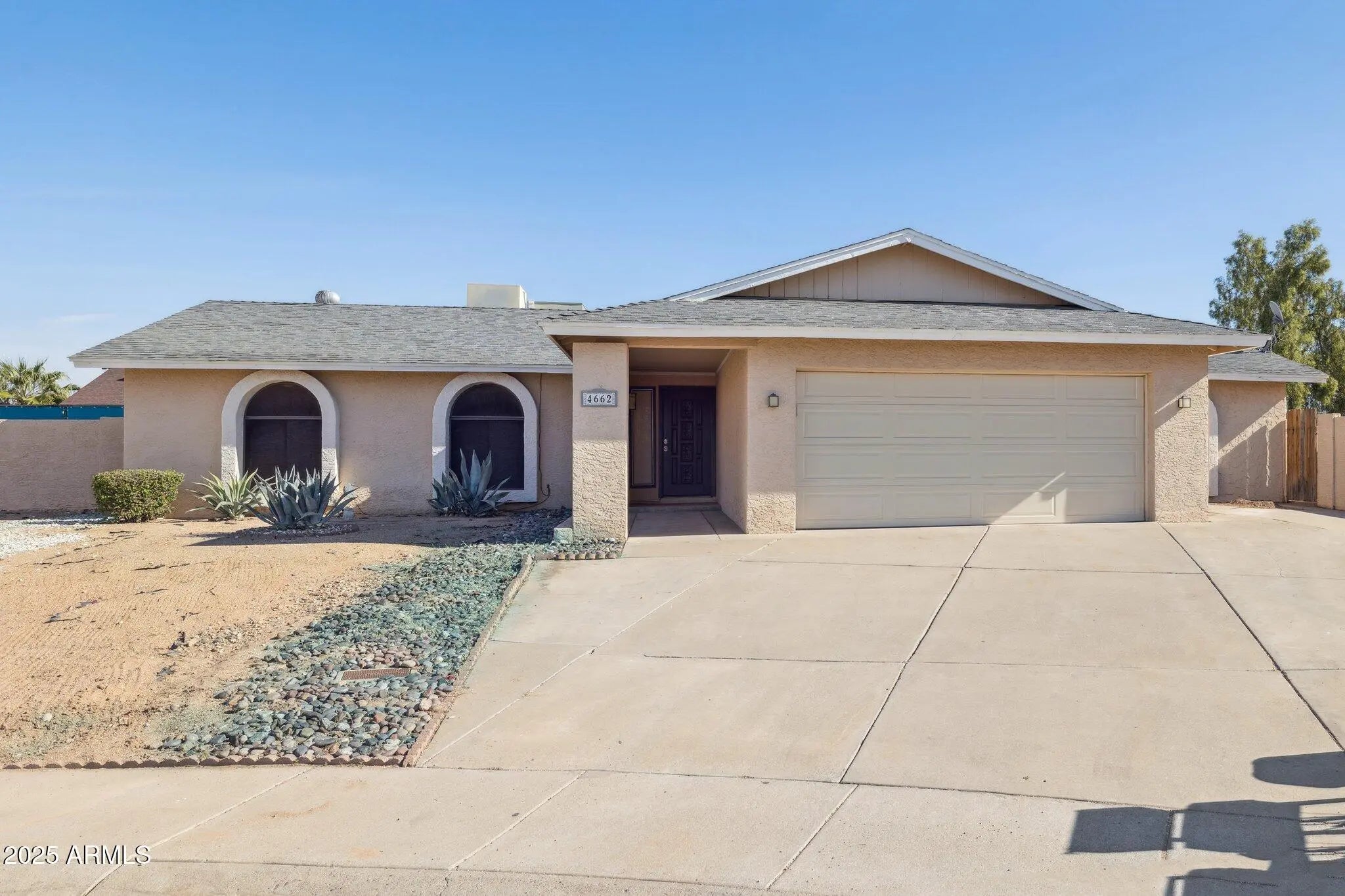 Photo of Listing #6945768