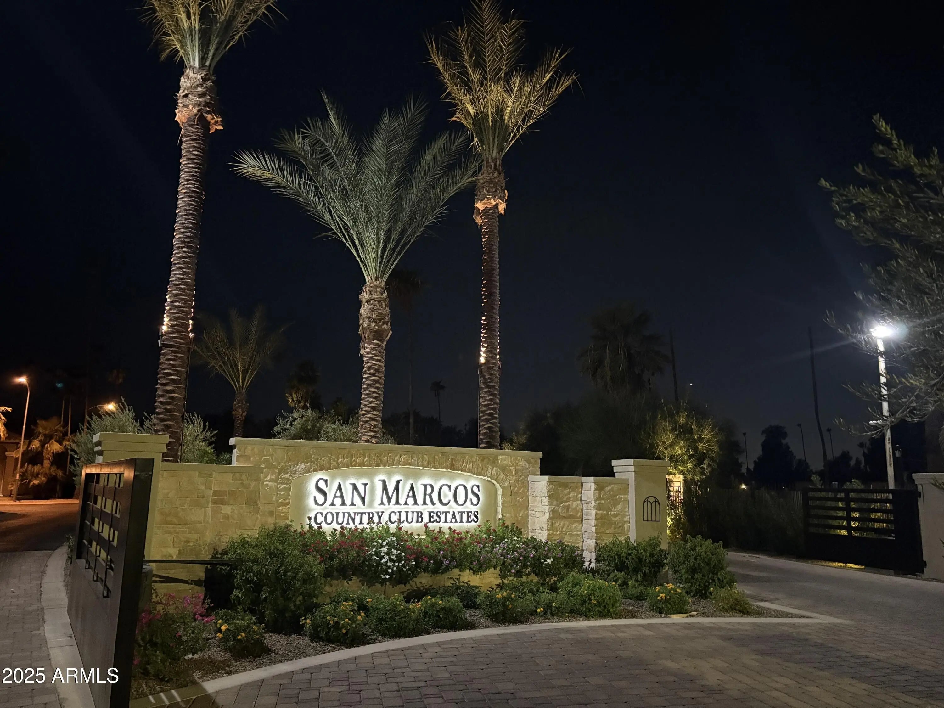 Photo of Listing #6928165