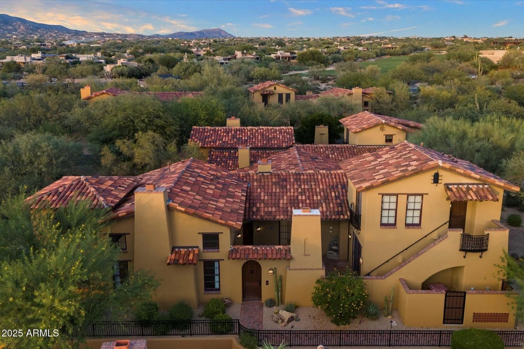 38706 N 104th Street (unit 29), Scottsdale