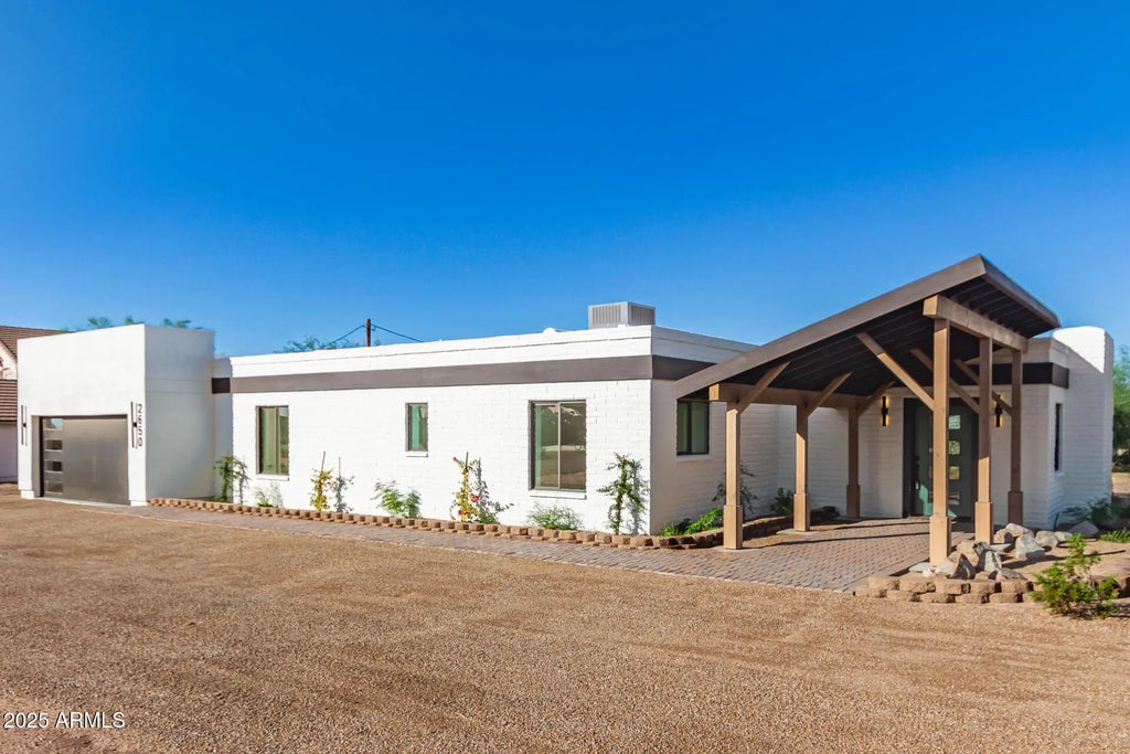 2650 N Hawes Road, Mesa