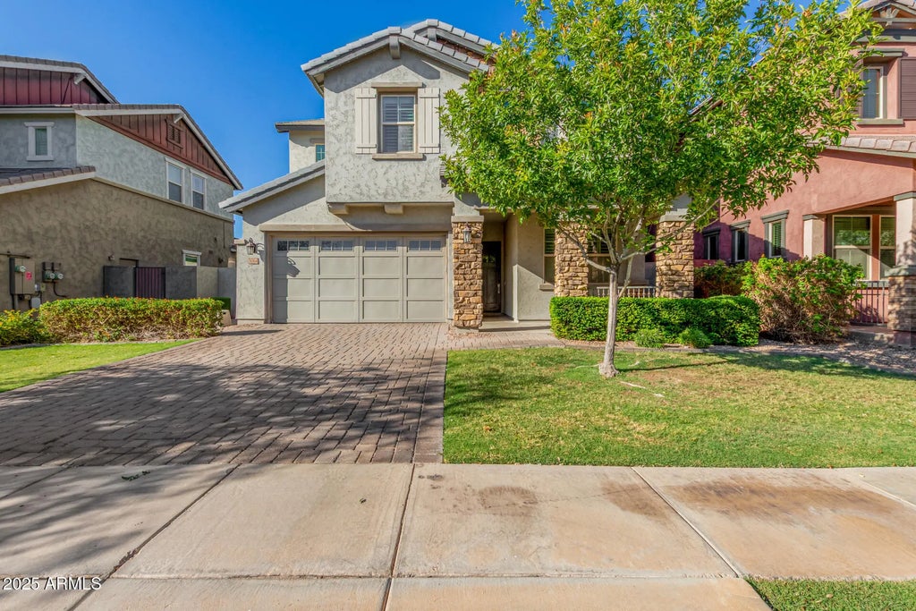 3064 E Appaloosa Road, Gilbert