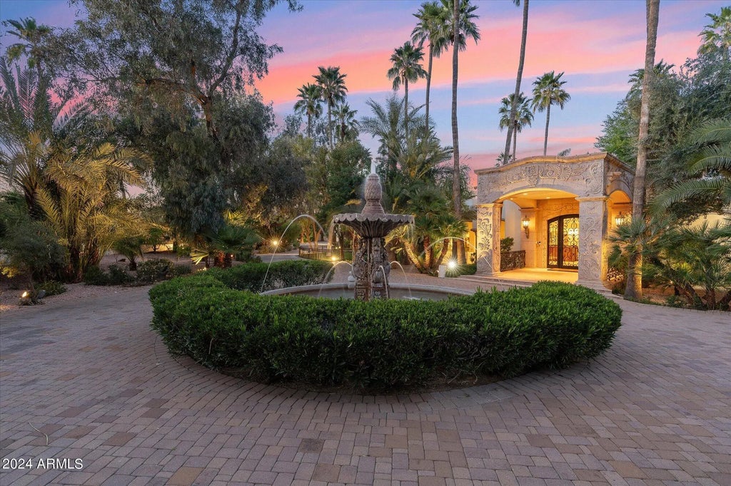 6412 E Doubletree Ranch Road, Paradise Valley