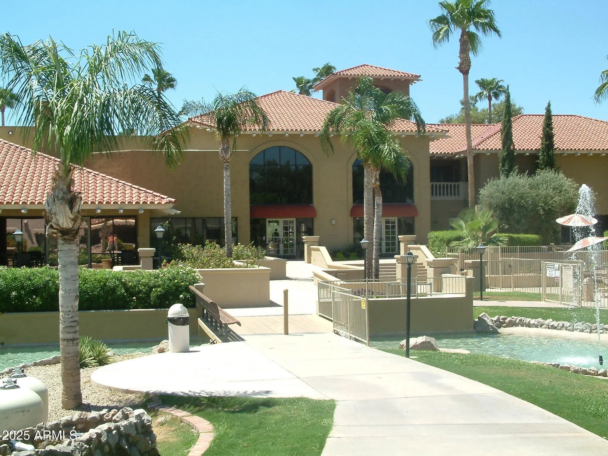 Photo of Listing #6928547