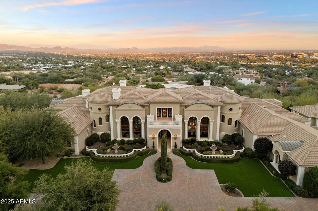 6105 E Sage Drive, Paradise Valley
