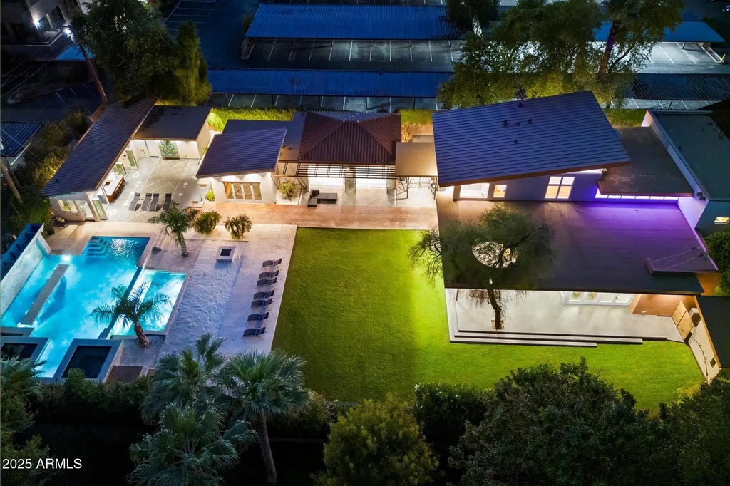 341 E Monte Vista Road, Phoenix