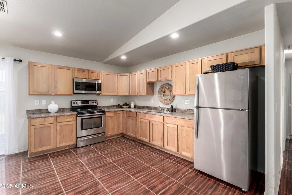 6748 W Coolidge Street, Phoenix