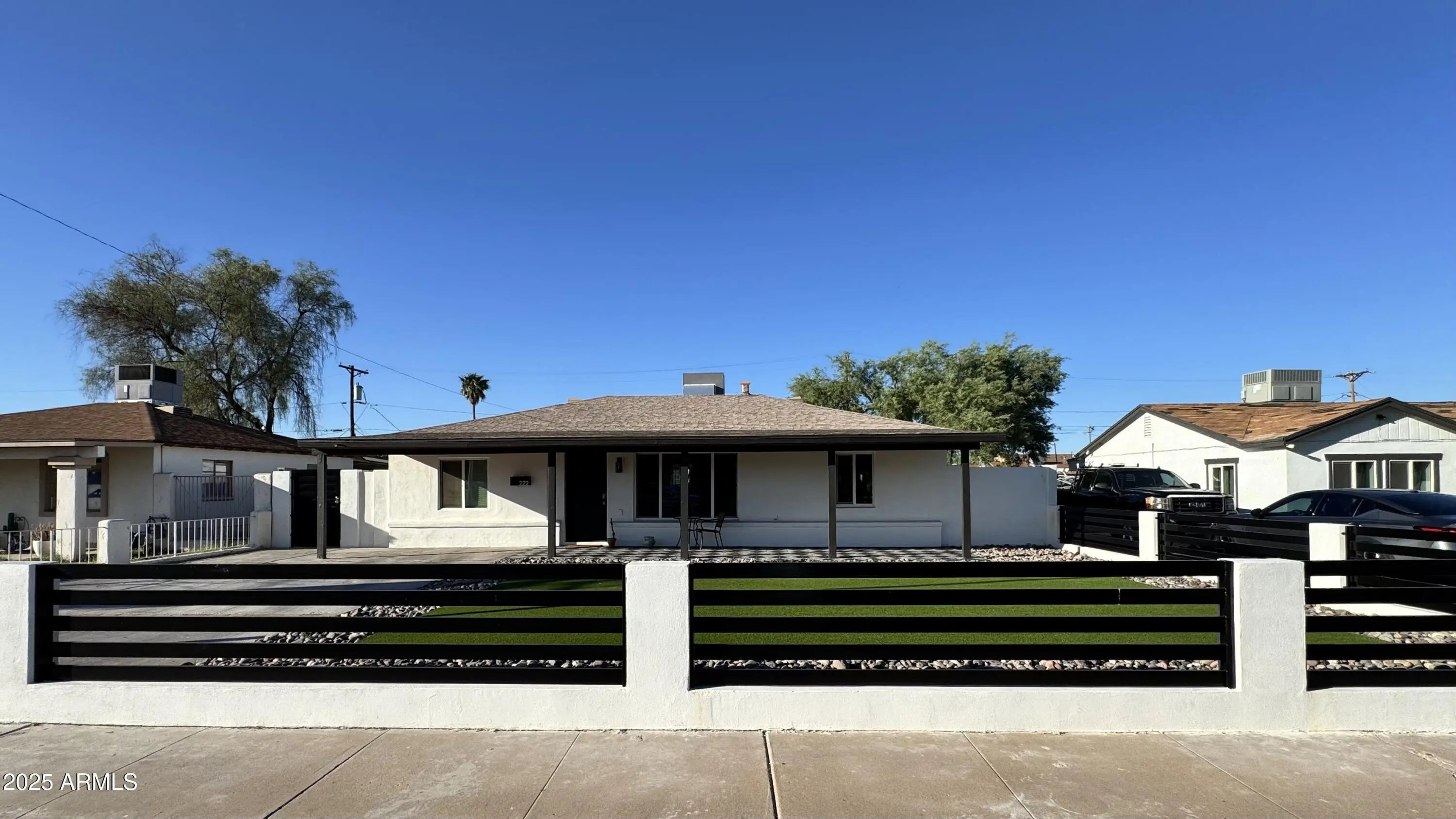 Photo of Listing #6928862