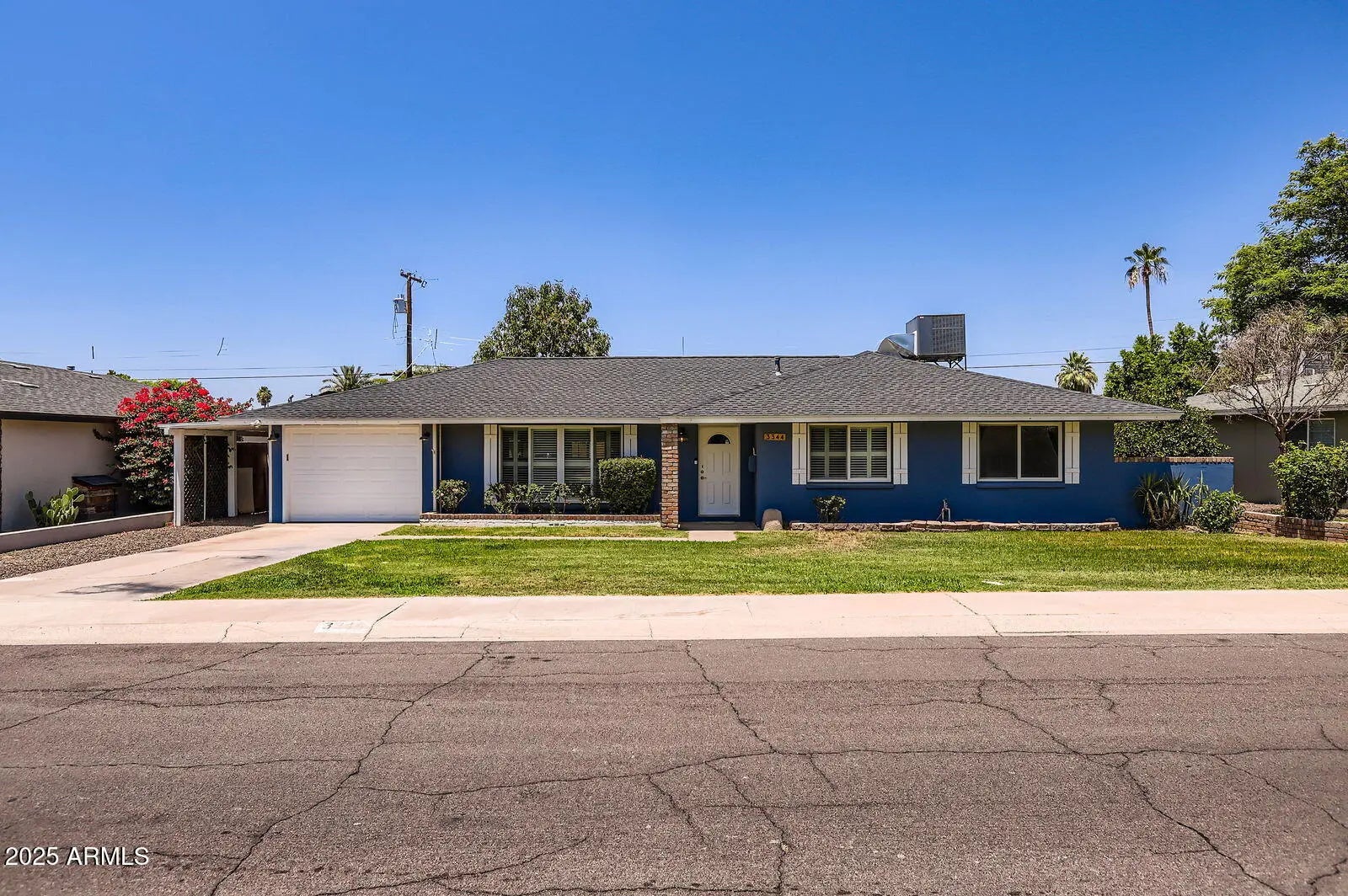 Photo of Listing #6928755