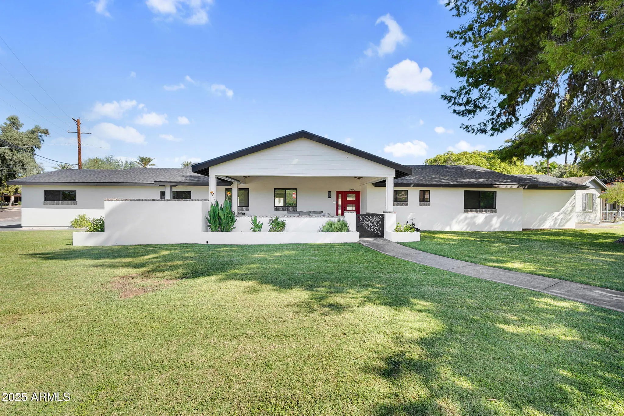 Photo of Listing #6928817