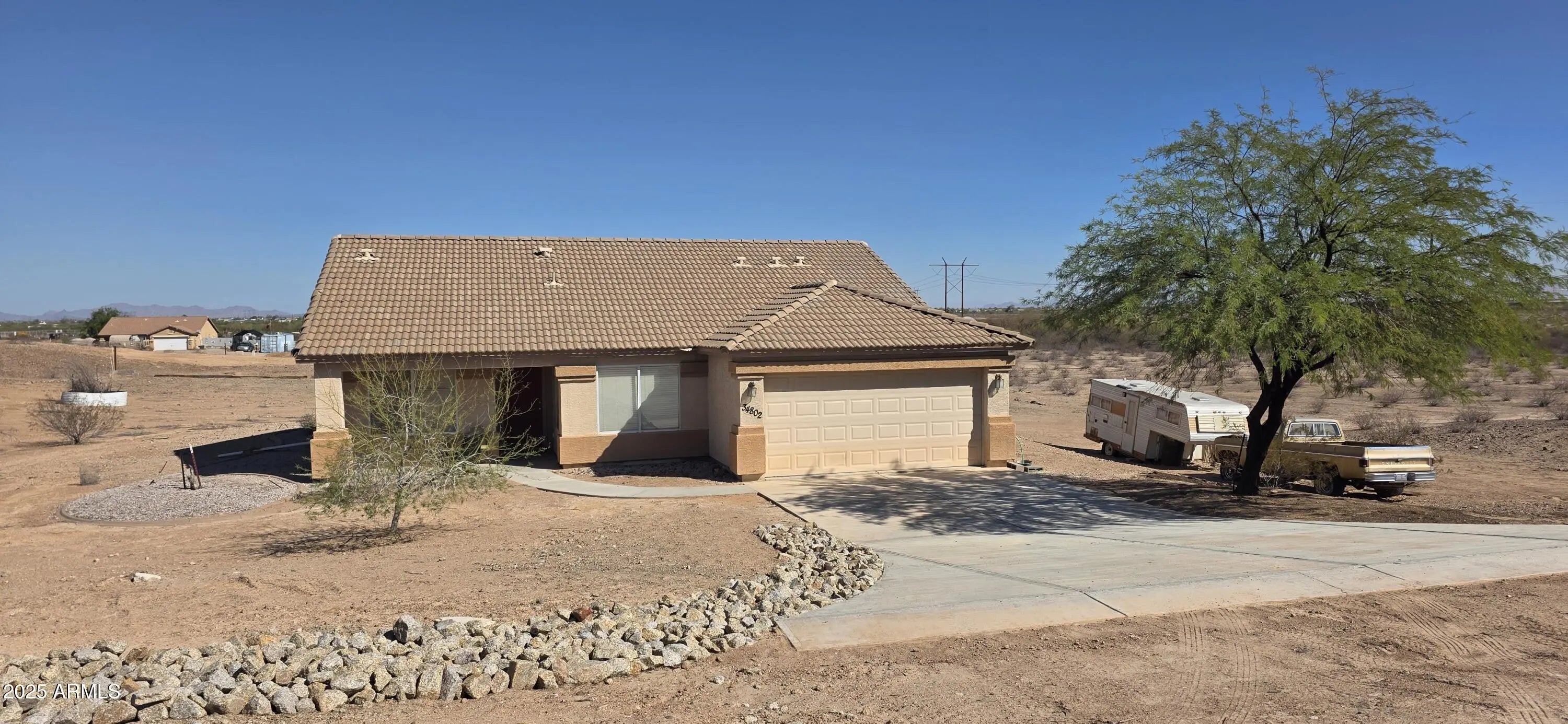 Photo of Listing #6928999