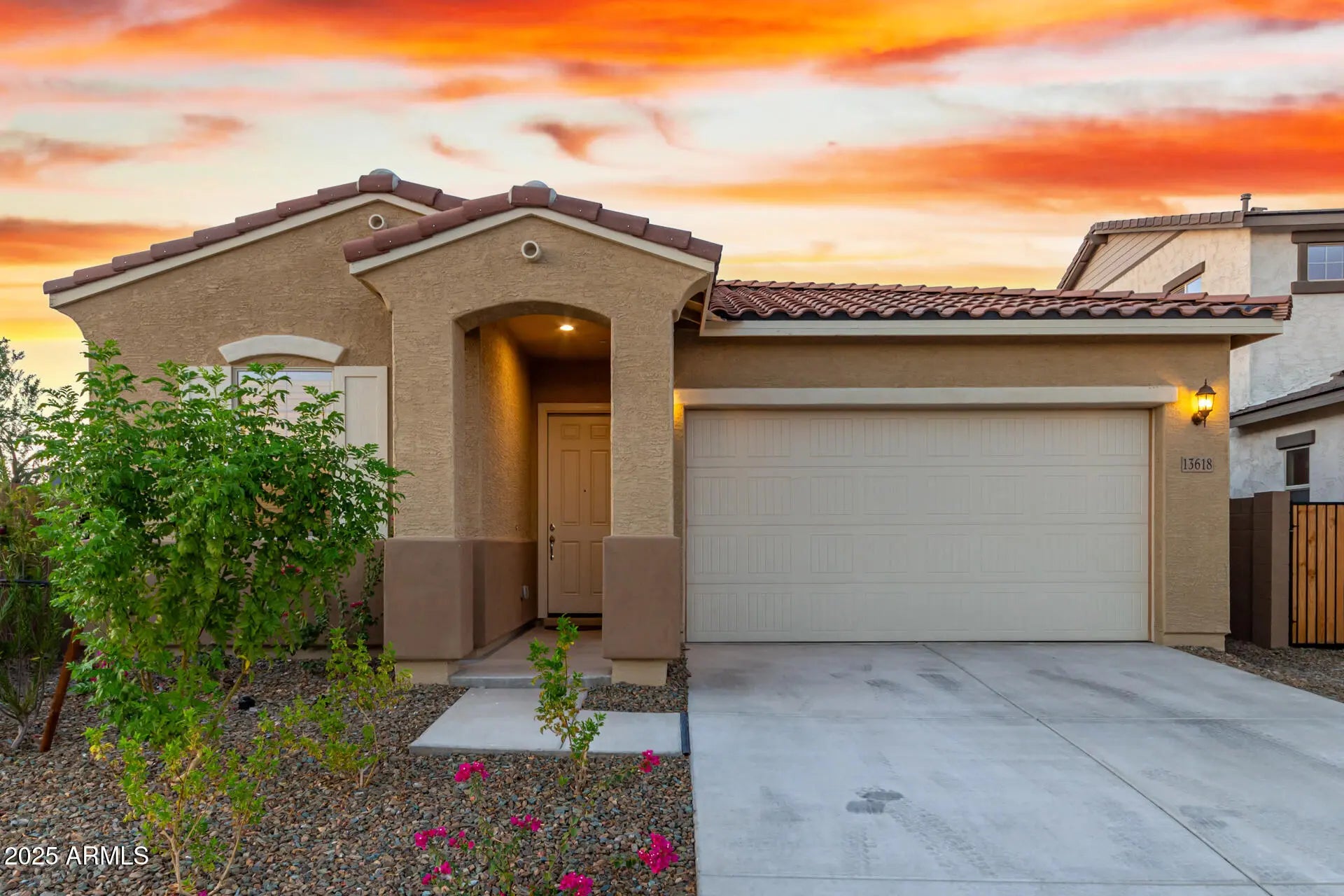 Photo of Listing #6928800