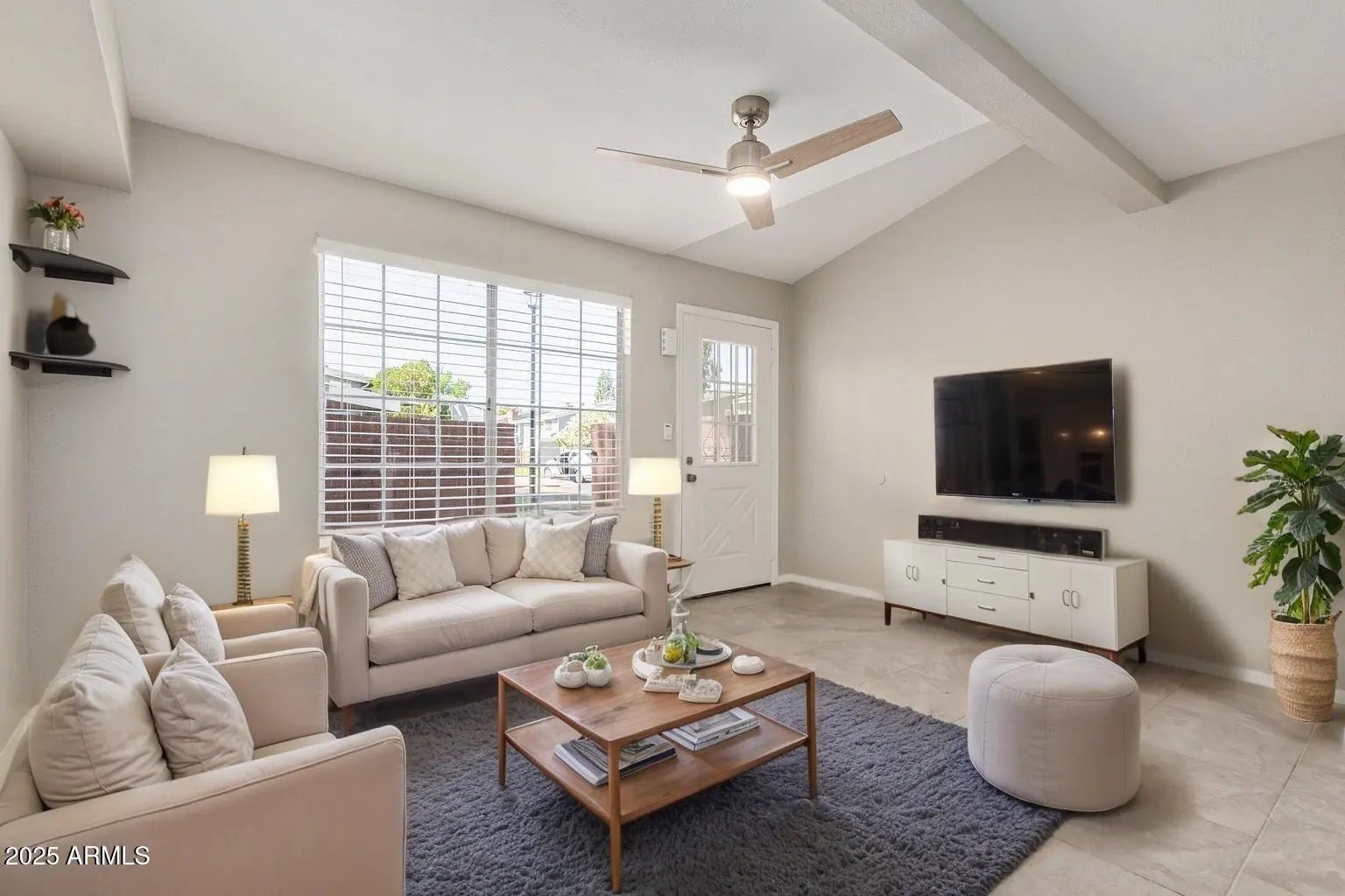 Photo of Listing #6928848