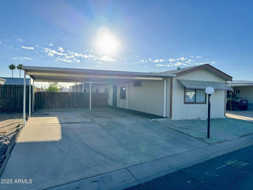 10951 N 91st Avenue (unit 216), Peoria